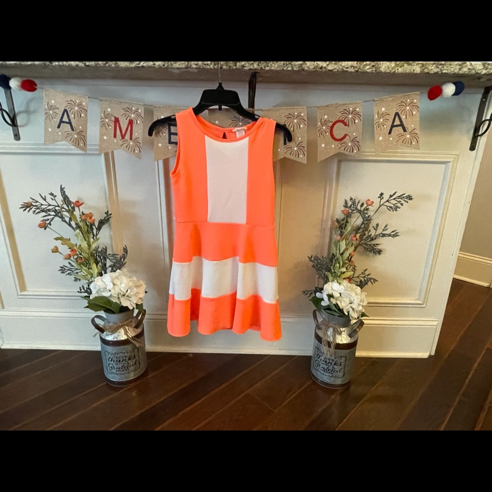 Btween Girls size 10 super cute dress! Never worn